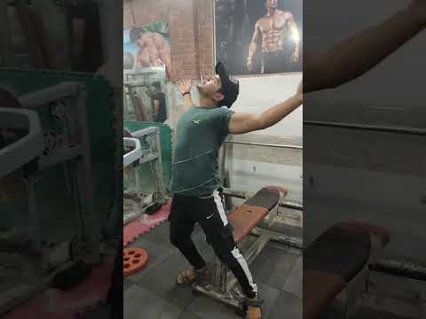 ऐसे मस्ती करते हैं हम gym मे 😁