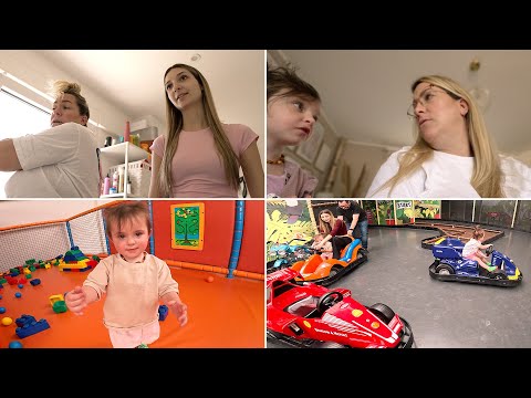 Marah ist ausgetreten / Stylen mit Kindern / Po entblößt