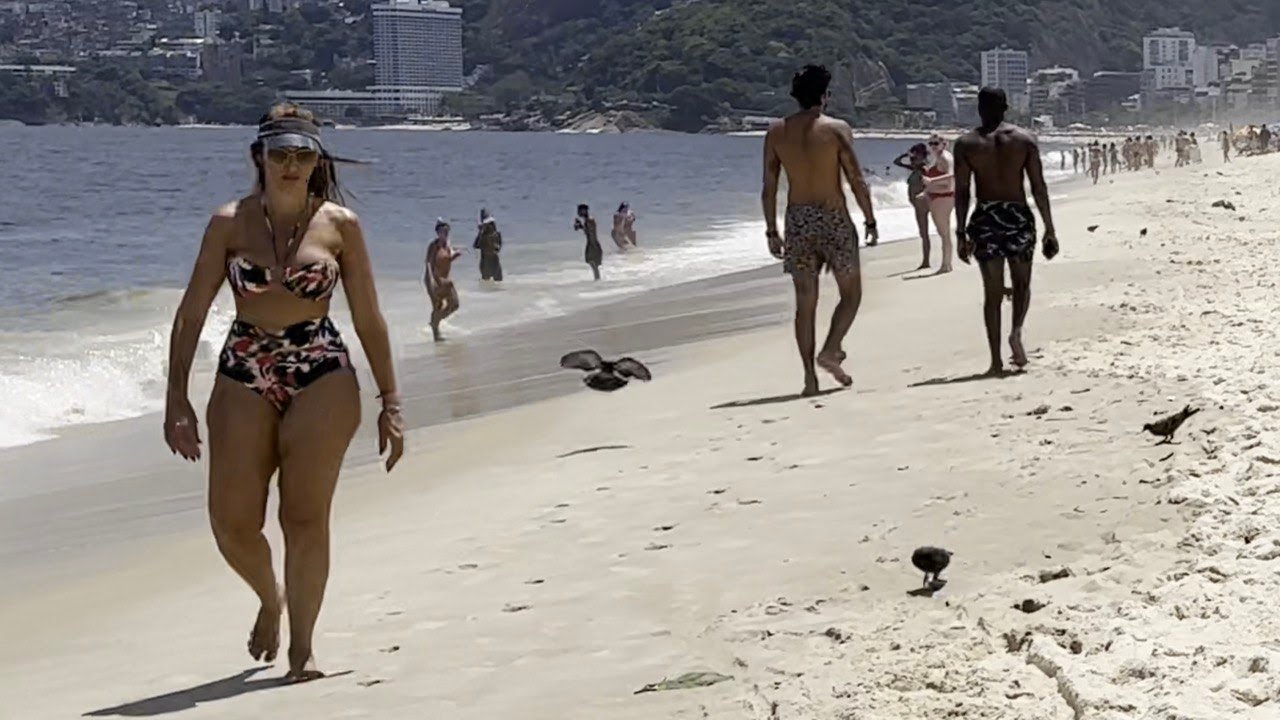 🇧🇷 Nice day at Ipanema beach Brazil | beach walk 4k