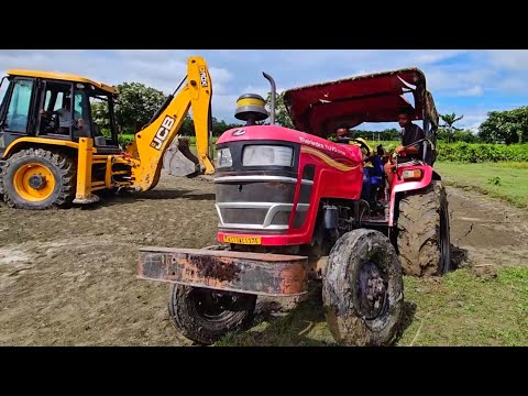 Jcb 3dx Ecco expect backhoe loader loading mahindra tractor | jcb tractor loading video ||