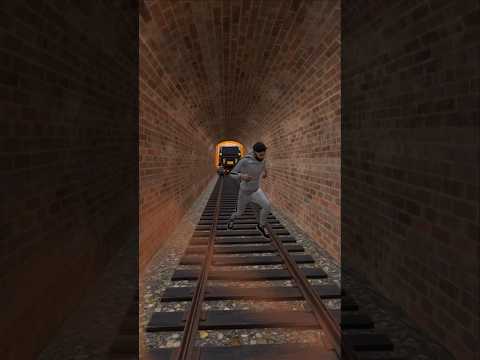 What to Do If a Train Is Coming and You’re Stuck in a Tunnel🚇😨