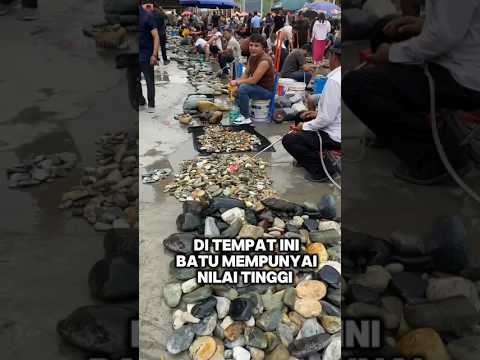 Dipasar ini banyak warganya menjual batu #shorts