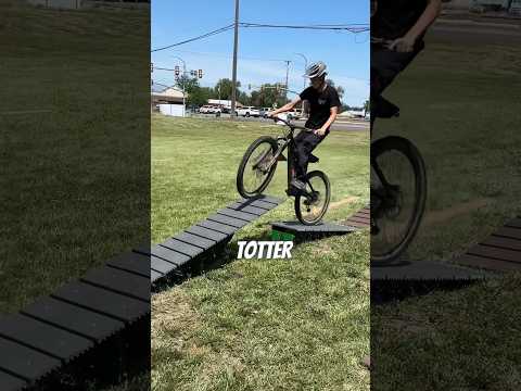 Which approach to this obstacle course was coolest? #YardiMTB