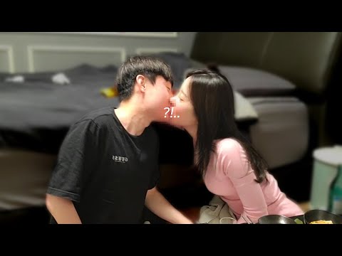 친구사이의 선을 넘었습니다 💋