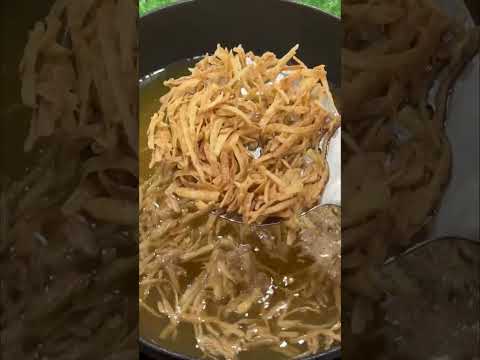 Homemade Aloo Bhujiya Namkeen | बनाइए चटपटी आलू भुजिया नमकीन घर पे बहुत ही आसान तरीक़े से #recipe
