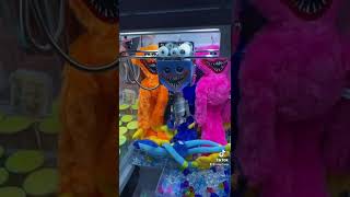 WINNING MOMMY AND DADDY LONG LEGS FROM THE CLAW MACHINE