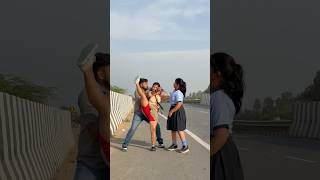 आत्म रक्षा सभी महिलाओं को आनी चाहिए