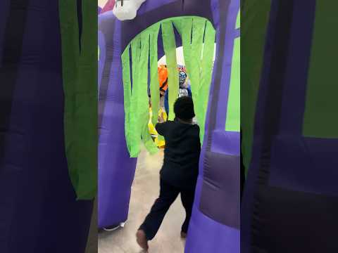 Senai runs into a monster at the haunted house #shorts