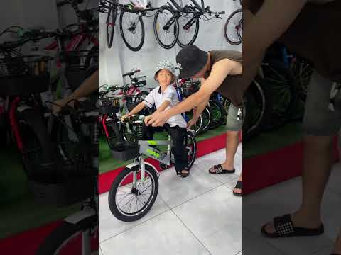 Huyền Bi Và Anh Tép Đưa Em Boom Đi Mua Xe Đạp Chuẩn Bị Cho Năm Học Mới #viralvideo #shorts