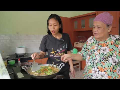 terimakasih orang baik !! lagi masak tiba tiba mbah uti datang