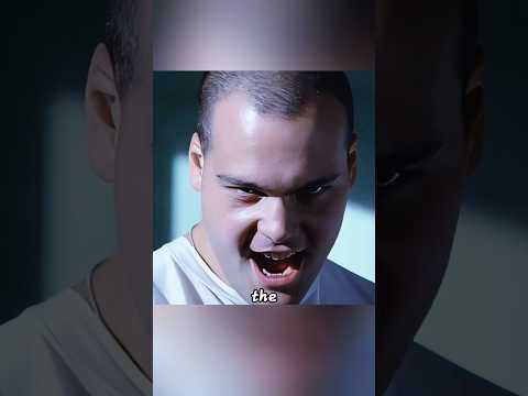 As a fat soldier he is bullied In the end he makes a desperate counterattack #film #movie #shorts