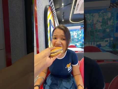 Burger Or Fries Mai Misunderstanding ๐ก๐คฃ #shorts #trending #foodlover #comedy