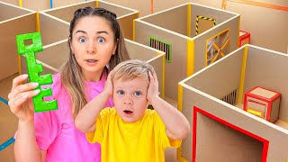 أوليفر وماما في متاهة الكرتون العملاقة!🏃‍♂️🗝
