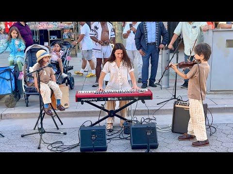 Ob-La-Di, Ob-La-Da – 4-Year-Old, Brother & Mom Perform Beatles Live 🎶 Crowd Shocked!