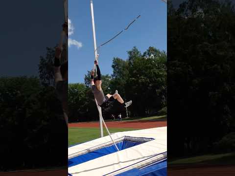 Pole Vault 💔➡️⁉️ Never give up on yourself ❤️