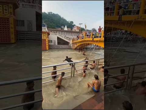 हर की पोड़ी हरिद्वार #bhakti #shiv #bholenath #mahadev #haridwar #shorts