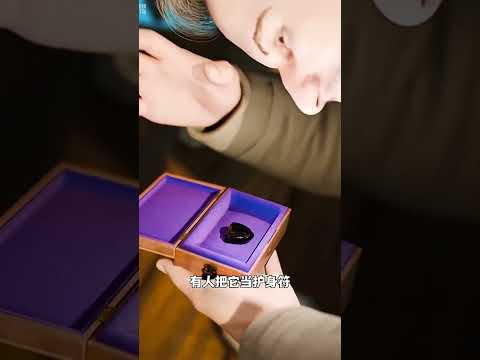 snake on Sonu ~ Introducing the "VitaWear SmartBand," a next-generation wearable gadget #shortvideo