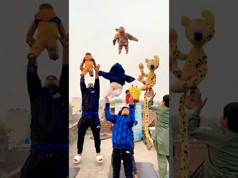 King 🤴 of punjab ke firend agaye video bana kamal ho gaya #foryou }#funny #comedyfilms #dance