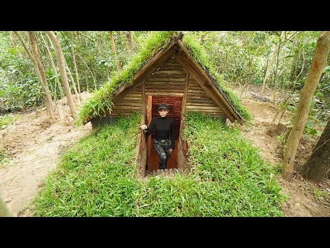 15days Rainy Season Building Complete Underground Survival Bushcraft shelter in wild