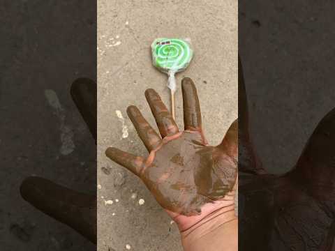 लॉलीपॉप नीचेगिरा है🥵 ll Carriage House wooden artist ll #cartoon #shortvideoshortvideo