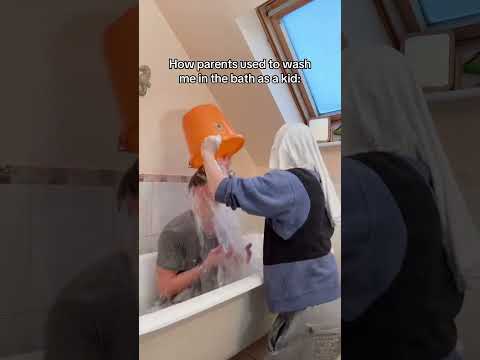 HOW PARENTS WASHED YOU IN THE BATH AS A KID #funny #comedy #shorts #viral