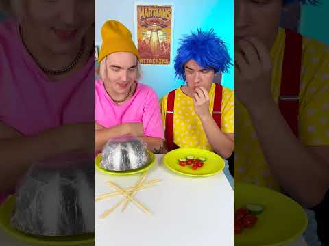 Znajdź Ukrytą Niespodziankę Żywnościową 🍽️