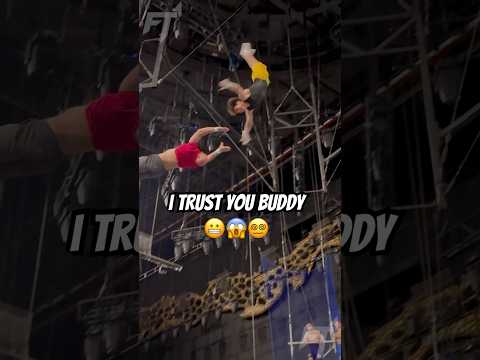 Incredible work by flyers 😤🔥 #trapeze #freedom #performance #artist #circus #gymnast #show