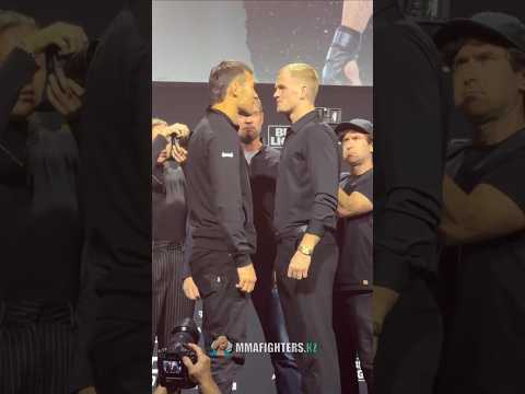 Шавкат Рахмонов и Иэн Гэрри перед боем #шавкат #шавкатрахмонов #shavkat #shavkatrakhmonov