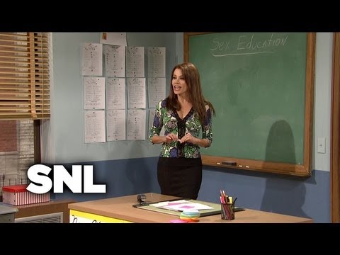 Download Video Gilly: Sex Ed Class With Sofia Vergara - SNL Download Video Gilly: Sex Ed Class With Sofia Vergara - SNL