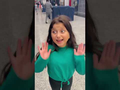 لما ابوكي يقولك استنيني هنا وتقنعيه😂😂😂