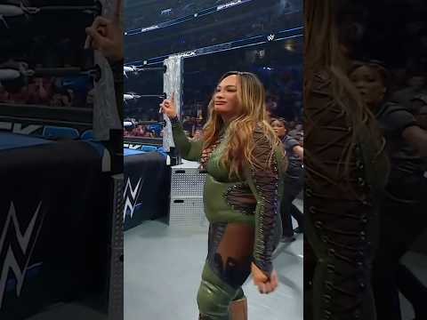 نيا جاكس تمنع جايد كارجيل من إحراز لقب WWE للسيدات في اللحظة الأخيرة لتحافظ على آمالها في التتويج!