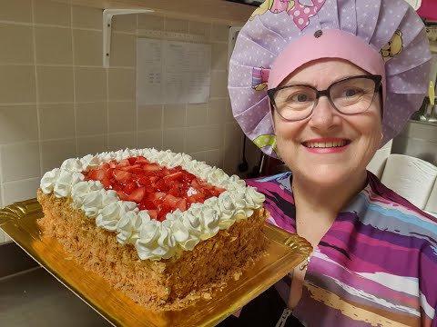 La Tarta De Hojaldre y Fresas más fácil del mundo