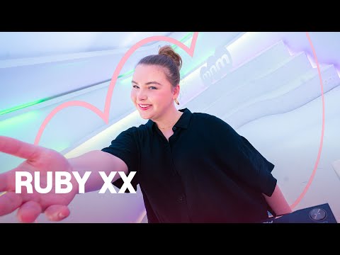 MNM Party - RUBY XX