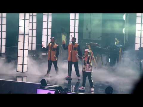 Bruno Mars - Straight Up & Down + Versace On The Floor - Amsterdam 2017
