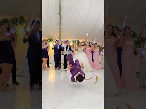 PERATE NEWLYWEDS! 😱👰🏻‍♀️🤵🏻‍♂️