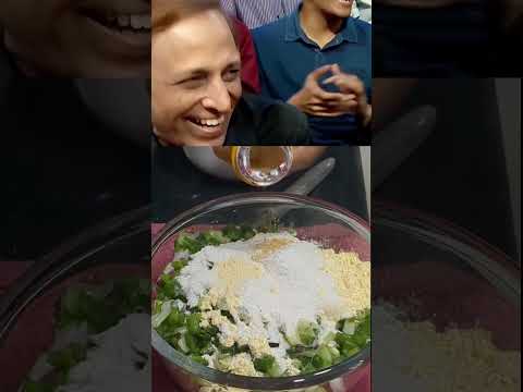 Pakaudi #springonionrecipe #pakaudi #ytshorts #trending #food #indianfood #memesrecipes #funny