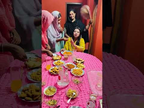 ফুফু বাতাস করে আর বান্ধবী খাওয়াই দেয় কত ভালবাসা রে