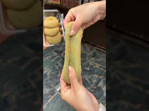 【奈良食べ歩き】高速餅つきは見逃し厳禁！美味しすぎるつきたてよもぎ餅🍡#japanesefood #餅 #奈良グルメ #japantravel #japan #mochi