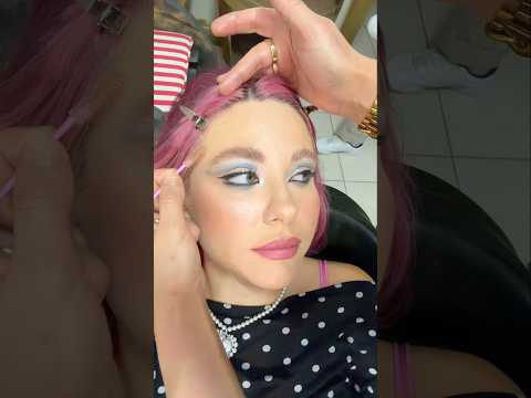 Mahalle Kuaföründe Düğüne Hazırlık!