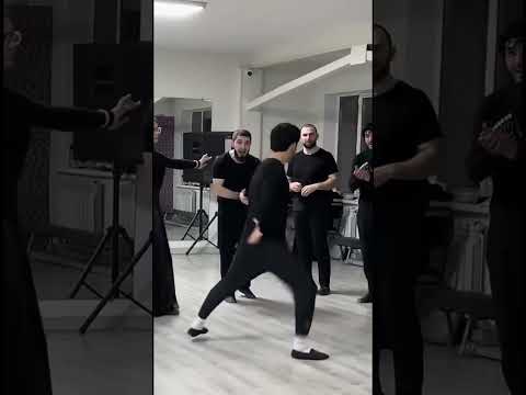 Ну что за  крутой танец 👍🔥
