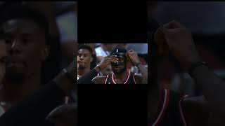 Mask on LeBron 🎭👑#scary