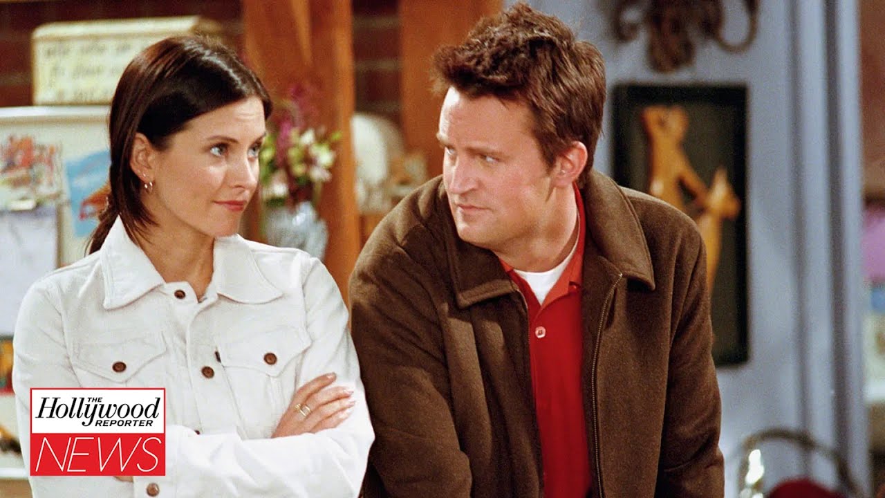 Courteney Cox Honors Matthew Perry With Favorite Monica & Chandler Moment | THR News