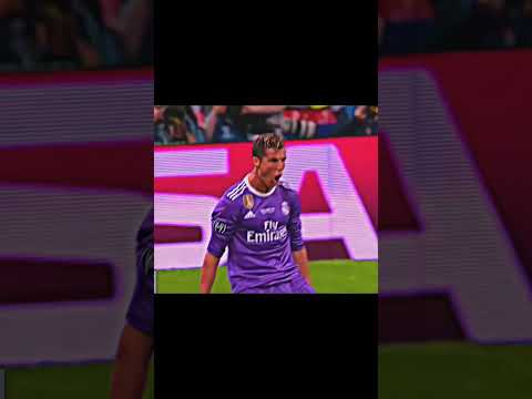 Ronaldo ने प्लेयर को मारा थप्पड़ प्लेयर बोला georgina hot है 😱 #cr7 #shorts#football