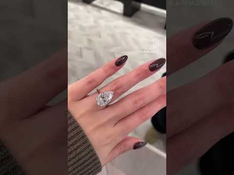 Big Pear Shape Diamond Ring
