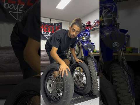 Montando llantas de Supermotard a la Yz 125