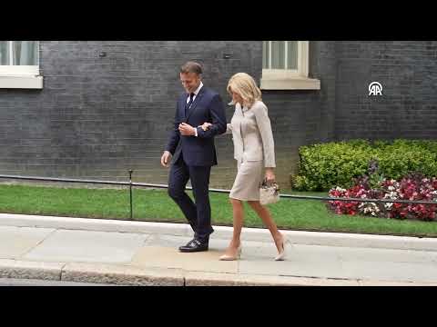 British Prime Minister Starmer welcomes French President Macron to Downing Street