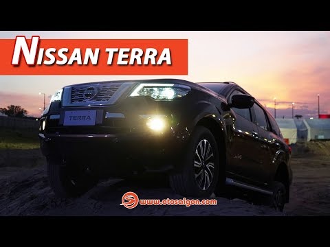 Bán ô tô Nissan Terra sản xuất 2018, giá cạnh tranh