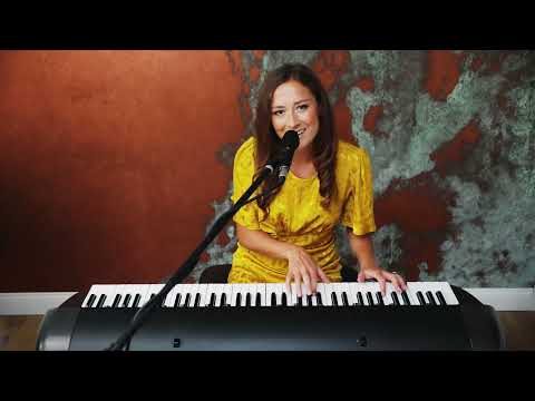 Piano / Vocals