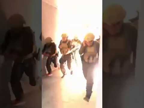 لما تكون القنا!بل بيد الاغبياء 😂 !!