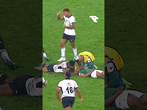 Incredible sportsmanship from this young rugby player ๐ #rugby